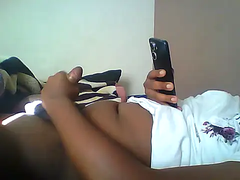 Snapshot of TitularAdaption chatting on June 15, 8:16 am TitularAdaption online show from June 15, 8:16 am