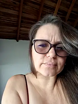 Snapshot of MariaPau_83 chatting on June 3, 4:23 pm MariaPau 83 online show from June 3, 4:23 pm