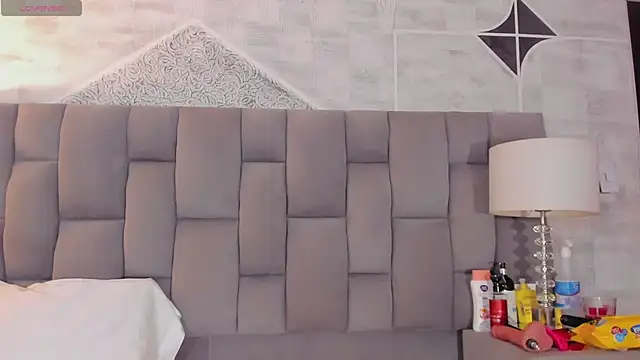 Rianamanson online show from March 12, 5:57 am