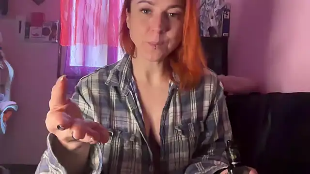 Nikky Divine online show from February 5, 7:46 am