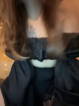 Snapshot of Emma_just chatting on March 19, 6:01 pm Emma just online show from March 19, 6:01 pm