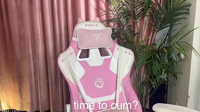 Snapshot of 01_lili_01 chatting on September 30, 10:09 am 01 lili 01 online show from September 30, 10:09 am