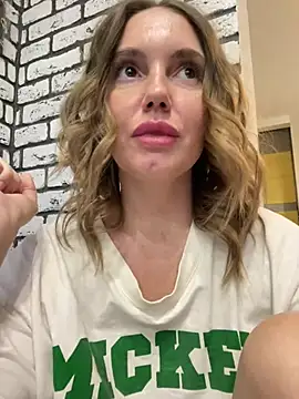 Chel sea  online show from December 14, 9:45 pm