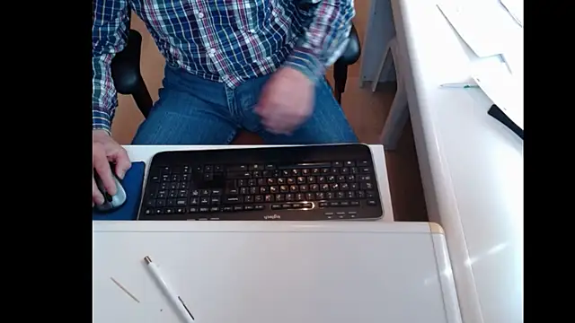 Snapshot of dutchpornking chatting on January 22, 11:45 am dutchpornking online show from January 22, 11:45 am