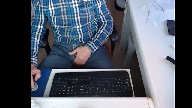 Snapshot of dutchpornking chatting on February 5, 4:36 pm dutchpornking online show from February 5, 4:36 pm