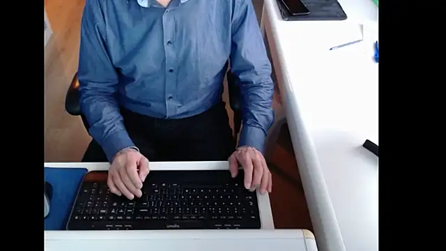 dutchpornking online show from December 16, 7:57 am