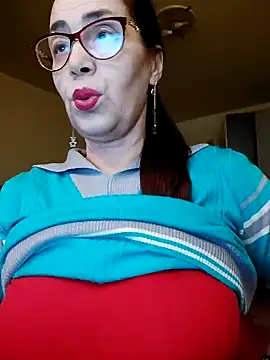 Chriss Tinaa online show from December 8, 5:29 am