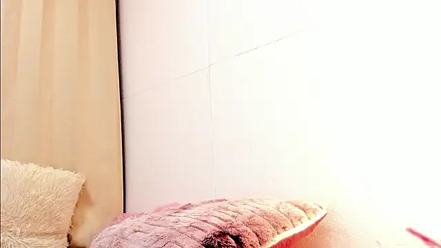 Snapshot of miss_alhy chatting on October 2, 7:54 pm miss alhy online show from October 2, 7:54 pm