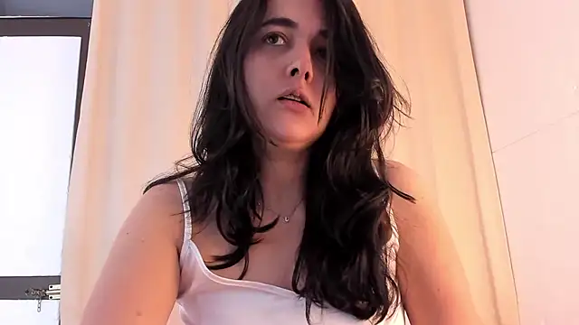 Snapshot of miss_alhy chatting on June 13, 11:30 am miss alhy online show from June 13, 11:30 am