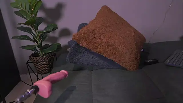 Snapshot of HannahEvanss chatting on November 29, 7:39 pm HannahEvanss online show from November 29, 7:39 pm