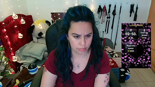 Snapshot of elektra_32 chatting on February 13, 7:24 am elektra 32 online show from February 13, 7:24 am