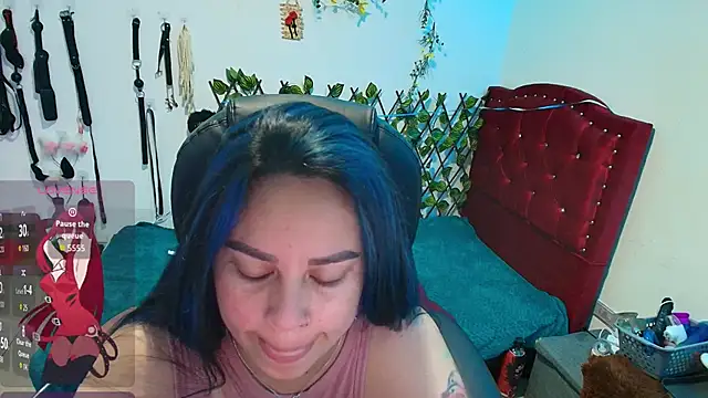 Snapshot of elektra_32 chatting on November 12, 9:21 am elektra 32 online show from November 12, 9:21 am