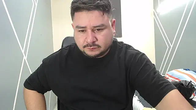 Snapshot of oso_dirty_ chatting on January 19, 5:18 pm oso dirty  online show from January 19, 5:18 pm