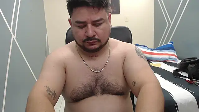 Snapshot of oso_dirty_ chatting on January 24, 5:32 pm oso dirty  online show from January 24, 5:32 pm