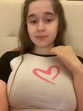 Snapshot of HornyGirlH chatting on October 16, 11:17 pm HornyGirlH online show from October 16, 11:17 pm