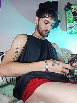 iamxandertv online show from December 1, 4:45 pm