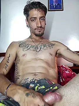 iamxandertv online show from May 15, 12:39 am