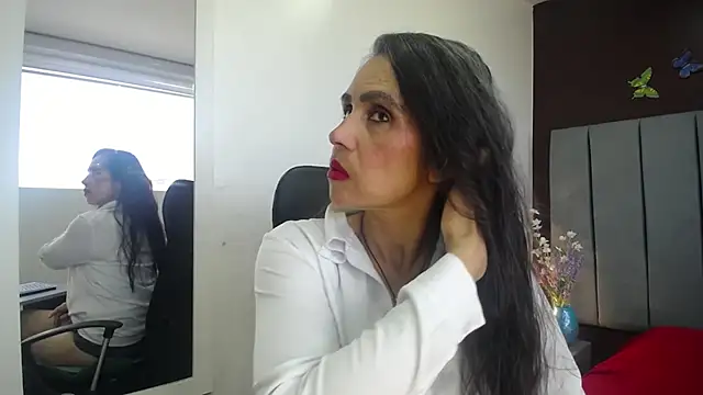 Snapshot of moxa_hot chatting on December 3, 3:10 pm moxa hot online show from December 3, 3:10 pm