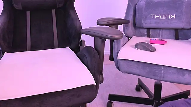 Snapshot of hotblonds chatting on January 25, 7:17 am hotblonds online show from January 25, 7:17 am