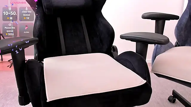 Snapshot of hotblonds chatting on February 21, 8:40 am hotblonds online show from February 21, 8:40 am