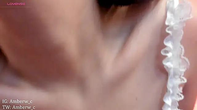 Ambeerouse online show from January 29, 1:58 am