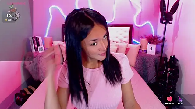 tanGINAmoe online show from January 29, 7:04 am