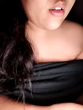 Snapshot of Annerae chatting on September 18, 5:04 pm Annerae online show from September 18, 5:04 pm