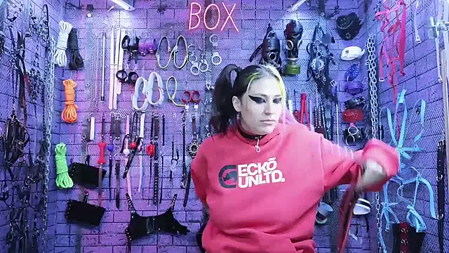 Snapshot of PANDORANEZZ chatting on January 30, 3:11 am PANDORANEZZ online show from January 30, 3:11 am