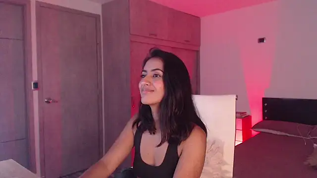 Snapshot of Brown_skin11 chatting on February 10, 9:15 pm Brown skin11 online show from February 10, 9:15 pm