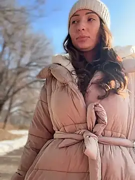 Snapshot of YOUR-KARINA chatting on January 4, 7:13 am YOUR-KARINA online show from January 4, 7:13 am