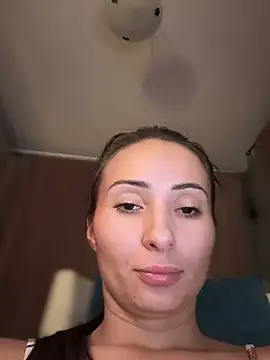 Snapshot of YOUR-KARINA chatting on February 16, 5:48 am YOUR-KARINA online show from February 16, 5:48 am