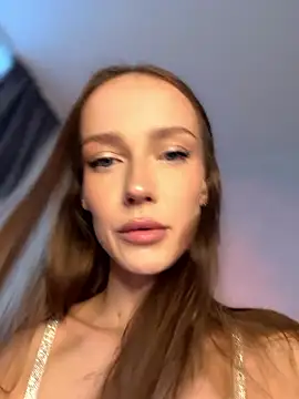 Kira Quinn online show from January 15, 7:35 am