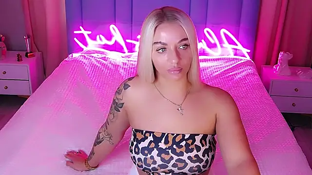 AllwaysHotJ online show from October 24, 1:57 am