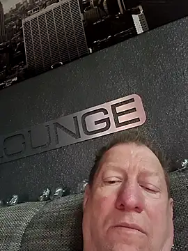 Snapshot of tomtom111111 chatting on March 14, 2:08 pm tomtom111111 online show from March 14, 2:08 pm