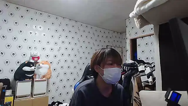 Snapshot of pychan chatting on February 18, 2:06 pm pychan online show from February 18, 2:06 pm