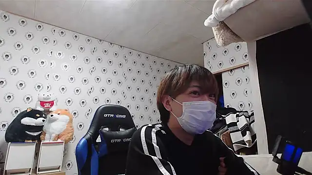 Snapshot of pychan chatting on February 20, 2:51 am pychan online show from February 20, 2:51 am