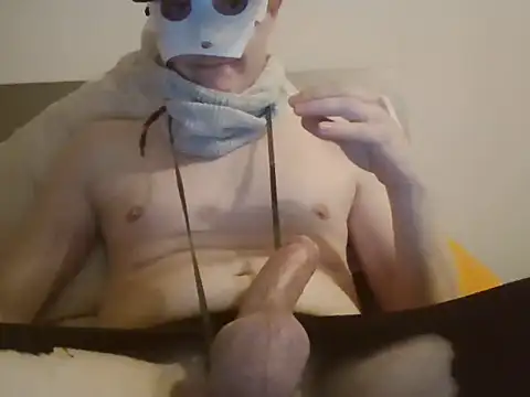 iluvhottenns online show from February 21, 5:42 pm