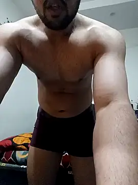 Snapshot of GYMBOY0071 chatting on January 6, 8:14 am GYMBOY0071 online show from January 6, 8:14 am