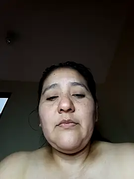 Snapshot of Gatubela212 chatting on March 11, 3:23 am Gatubela212 online show from March 11, 3:23 am