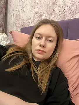 Snapshot of ConnieDaw chatting on December 19, 10:34 am ConnieDaw online show from December 19, 10:34 am