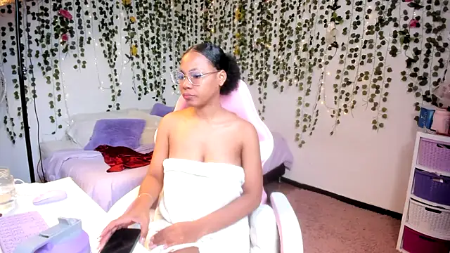 violeta milleer online show from September 24, 3:37 pm