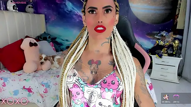 Snapshot of Nella_Dolls chatting on July 28, 4:41 am Nella Dolls online show from July 28, 4:41 am