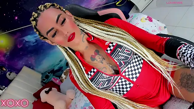 Snapshot of Nella_Dolls chatting on July 28, 1:54 pm Nella Dolls online show from July 28, 1:54 pm