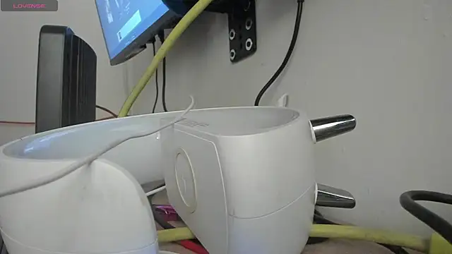 Hela wet online show from March 10, 12:32 pm