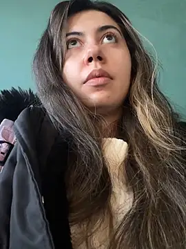 lilly sweett online show from March 21, 10:57 pm