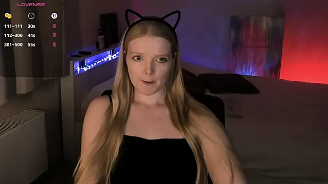 Snapshot of Ssweet_annie chatting on June 6, 6:56 pm Ssweet annie online show from June 6, 6:56 pm