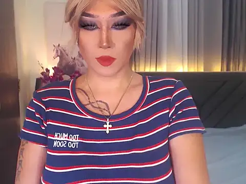 Transdomts4u online show from October 26, 4:24 pm