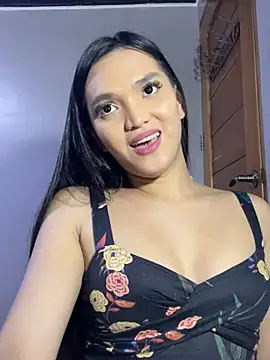 Snapshot of WONDERWOMAN2023 chatting on December 11, 2:00 pm WONDERWOMAN2023 online show from December 11, 2:00 pm