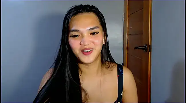 Snapshot of WONDERWOMAN2023 chatting on January 12, 11:47 pm WONDERWOMAN2023 online show from January 12, 11:47 pm