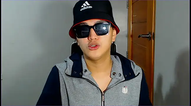 Snapshot of WONDERWOMAN2023 chatting on February 12, 8:29 pm WONDERWOMAN2023 online show from February 12, 8:29 pm